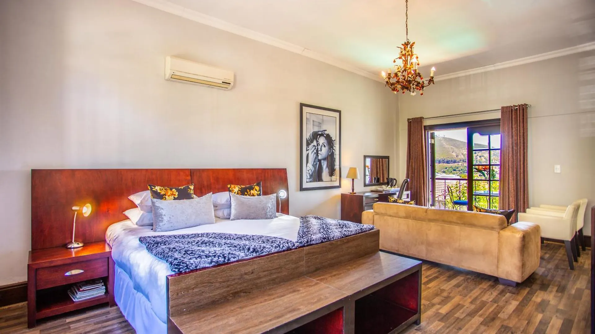 Cape Riviera Guesthouse Cape Town