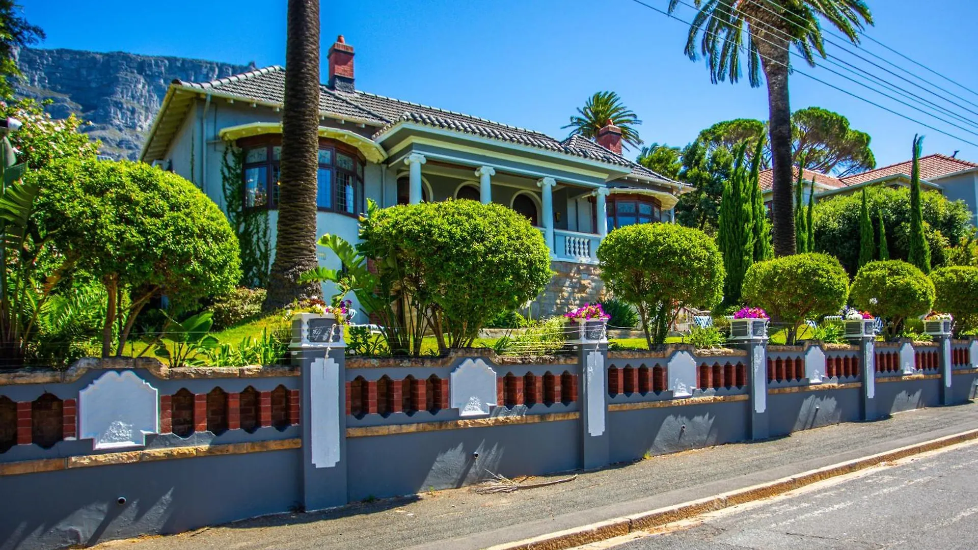 Guest house Cape Riviera Guesthouse Cape Town